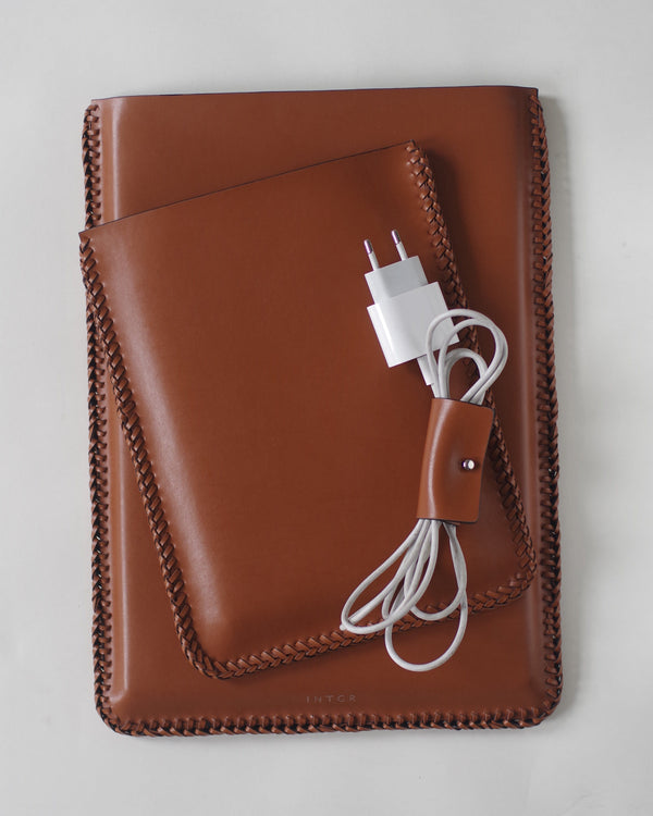 INTGR Vegan Leather Ipad Sleeve | Cognac