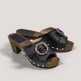 Immaculate Vegan - AGAZI „Coconut shy” vegan grape leather clogs