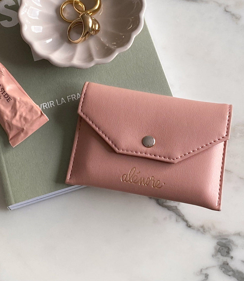 Alénore Bouton Golden Vegan Apple Leather Card Holder | Old Pink