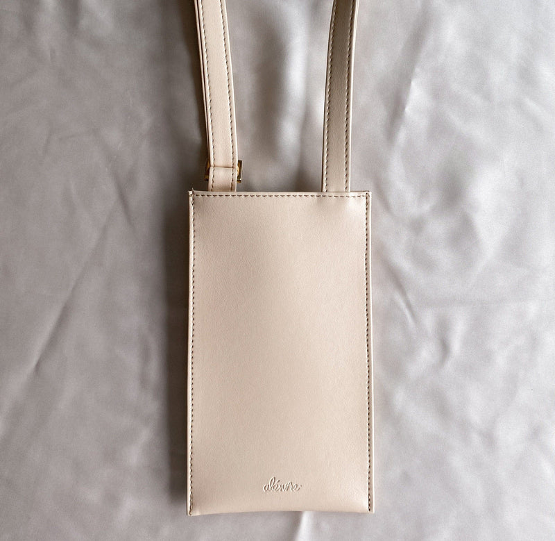 Alénore Vanilla Vegan Apple Leather Pouch | Nude