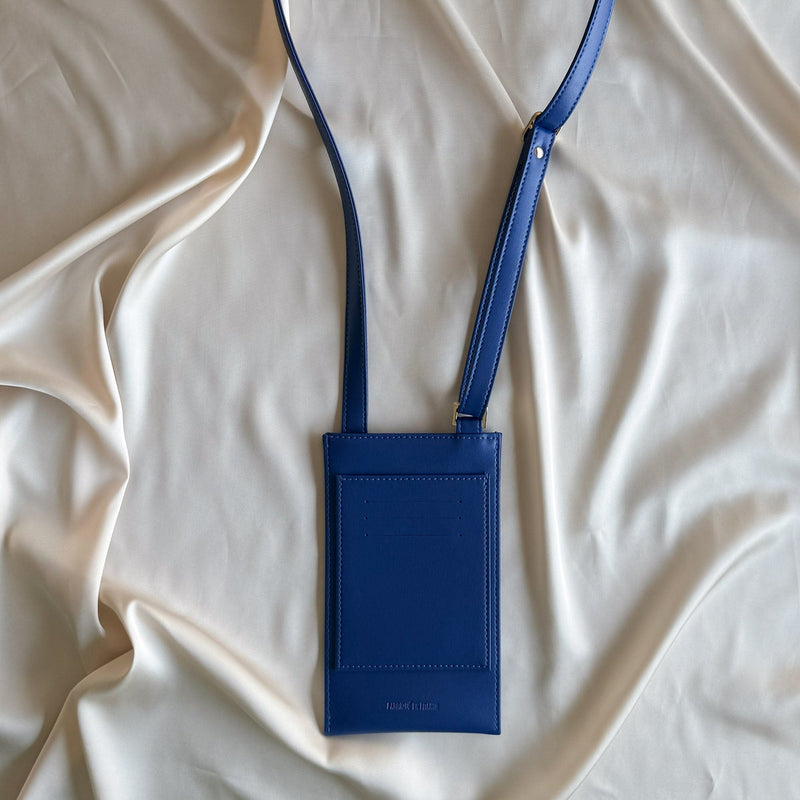 Alénore Vanilla Vegan Apple Leather Pouch | Royal Blue