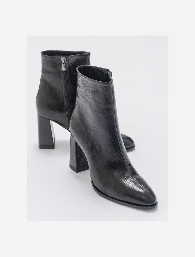 Prologue Shoes Jewel Black Pattern High Heel Boot (Women)