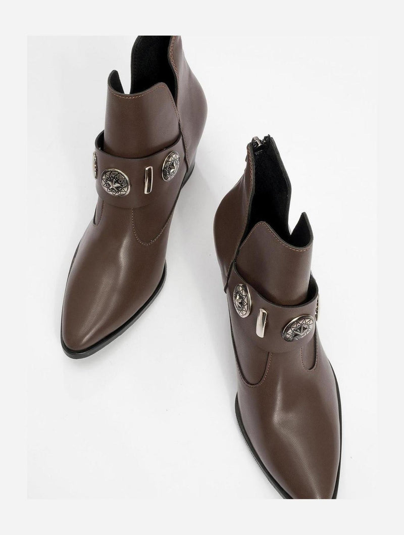 Prologue Shoes Kenda Brown Buckle Block Heel Boot (Women)