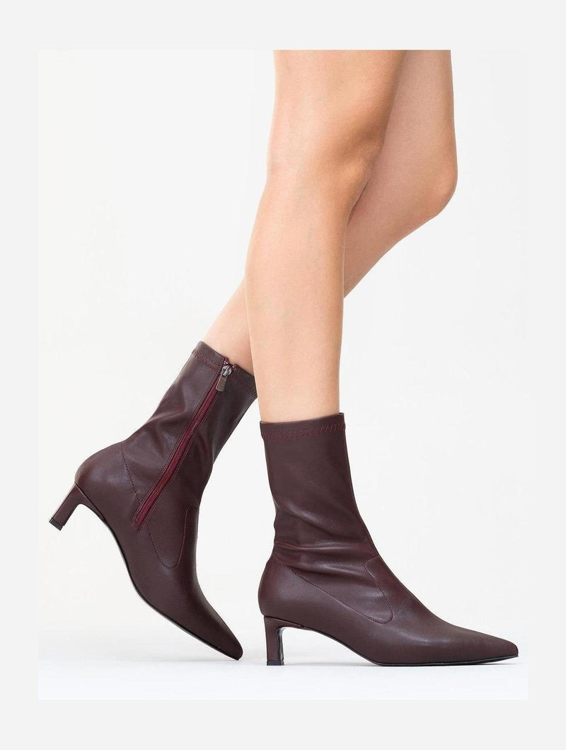 Prologue Shoes Lewin Burgundy Cilt Pointed Toe Stiletto Boot (Women)
