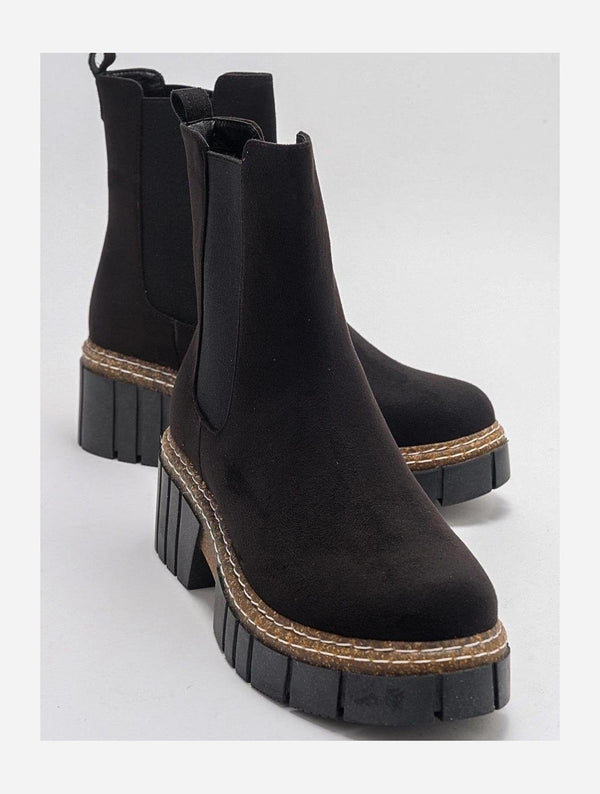 Prologue Shoes Luz Black Suede Block Heel Boot (Women)