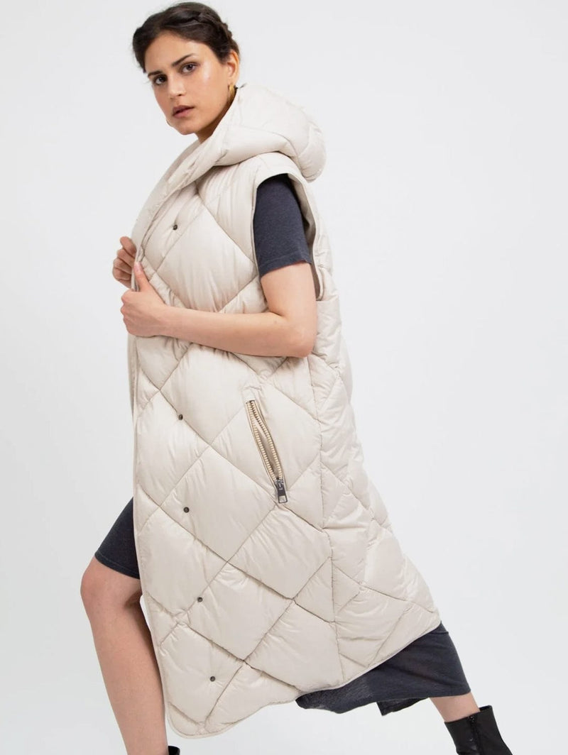 CULTHREAD Penzance Recycled Long Sleeveless Puffer Jacket | Beige