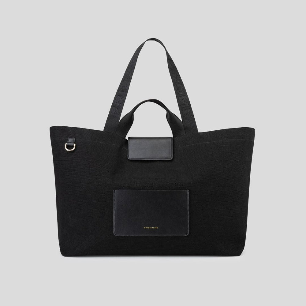 ★TOUT Y EST★ FRIDA STRING BAGBLACK AB2315BG013MBB By The Way Selleria Medium Cuoio Romano leather Black | Fendi