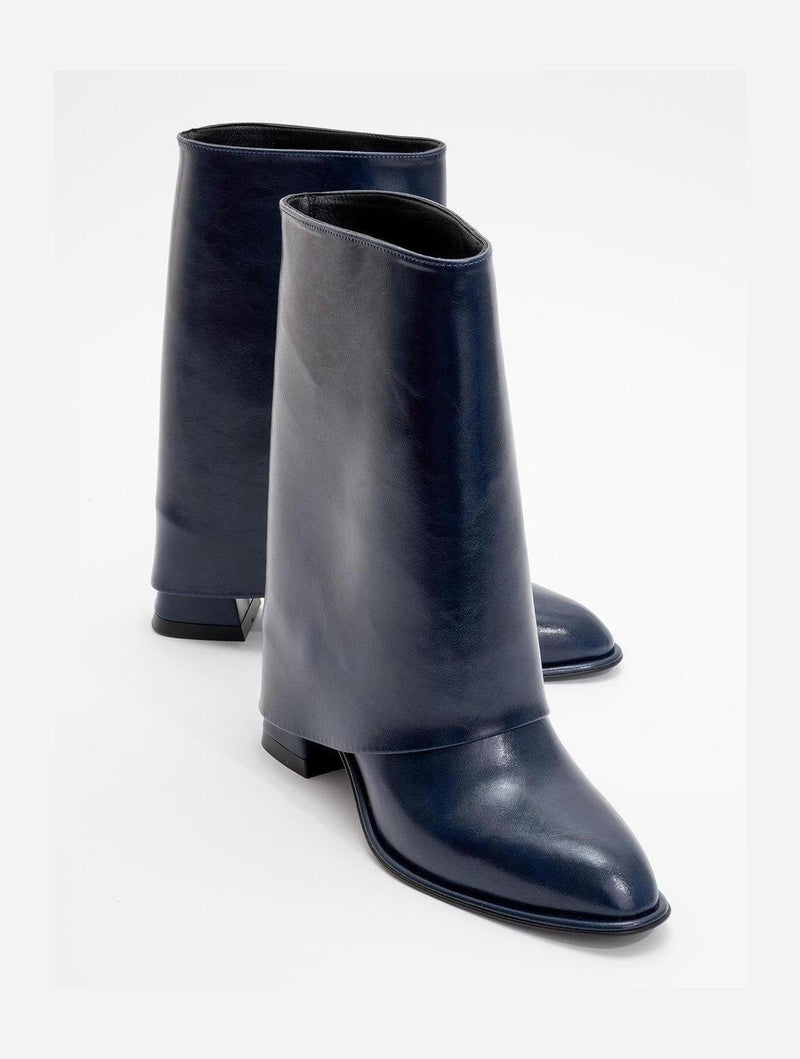 Prologue Shoes Ellas Navy Chunky Heel Boot (Women)