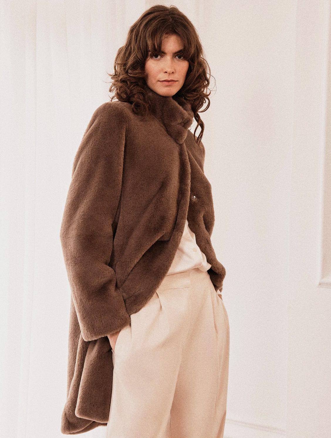 Eco-friendly Faux Fur Textured Women Coat
