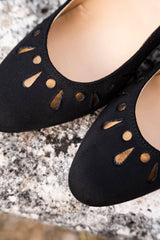 Immaculate Vegan - Minuit sur Terre Alchemy Vegan Suede Pumps | Black