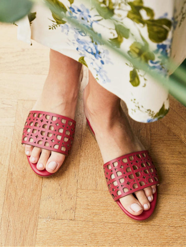 Minuit sur Terre Hibiscus Vegan Leather Slide Sandals | Orchid