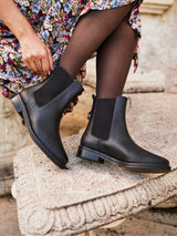 Immaculate Vegan - Minuit sur Terre Secret Vegan Leather Chelsea Boots | Black UK2.5 / EU35 / US4.5