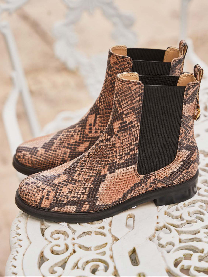 Minuit sur Terre Secret Vegan Leather Chelsea Boots | Serpent UK8 / EU42 / US10