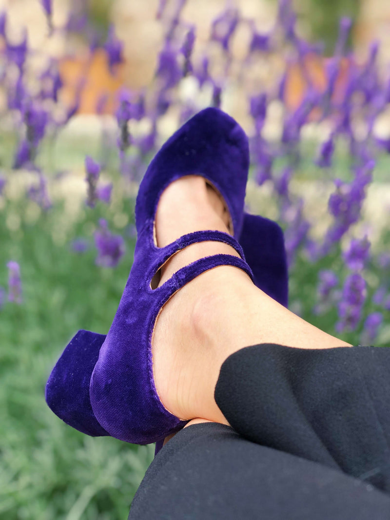 Violet pumps hot sale