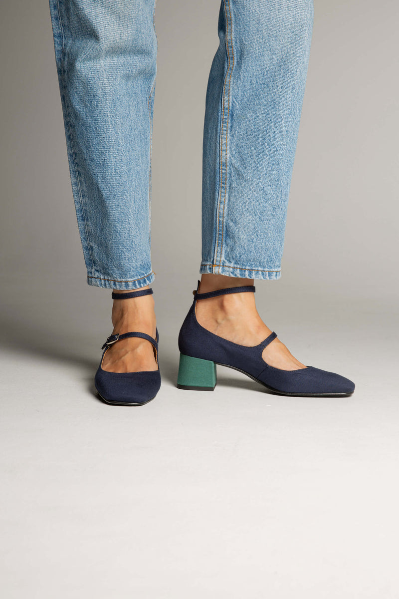 MOMOC Vegan Suede Mid Heeled Pumps | Black & Green