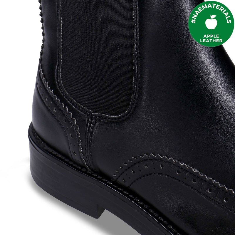 NAE Vegan Shoes Sisi Black chelsea boots vegan brogue