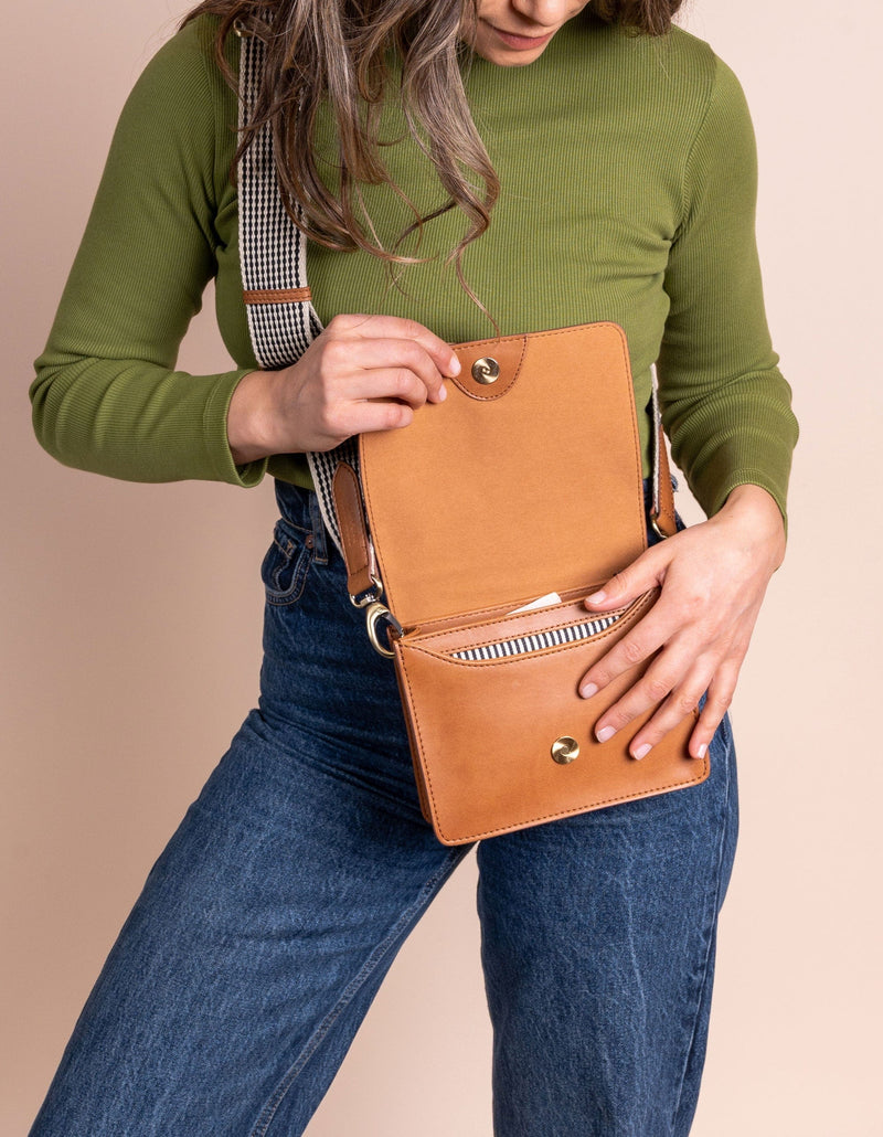 O My Bag Mini Audrey Apple Leather Vegan Crossbody | Brown Cognac / Vegan Uppeal™ / Small