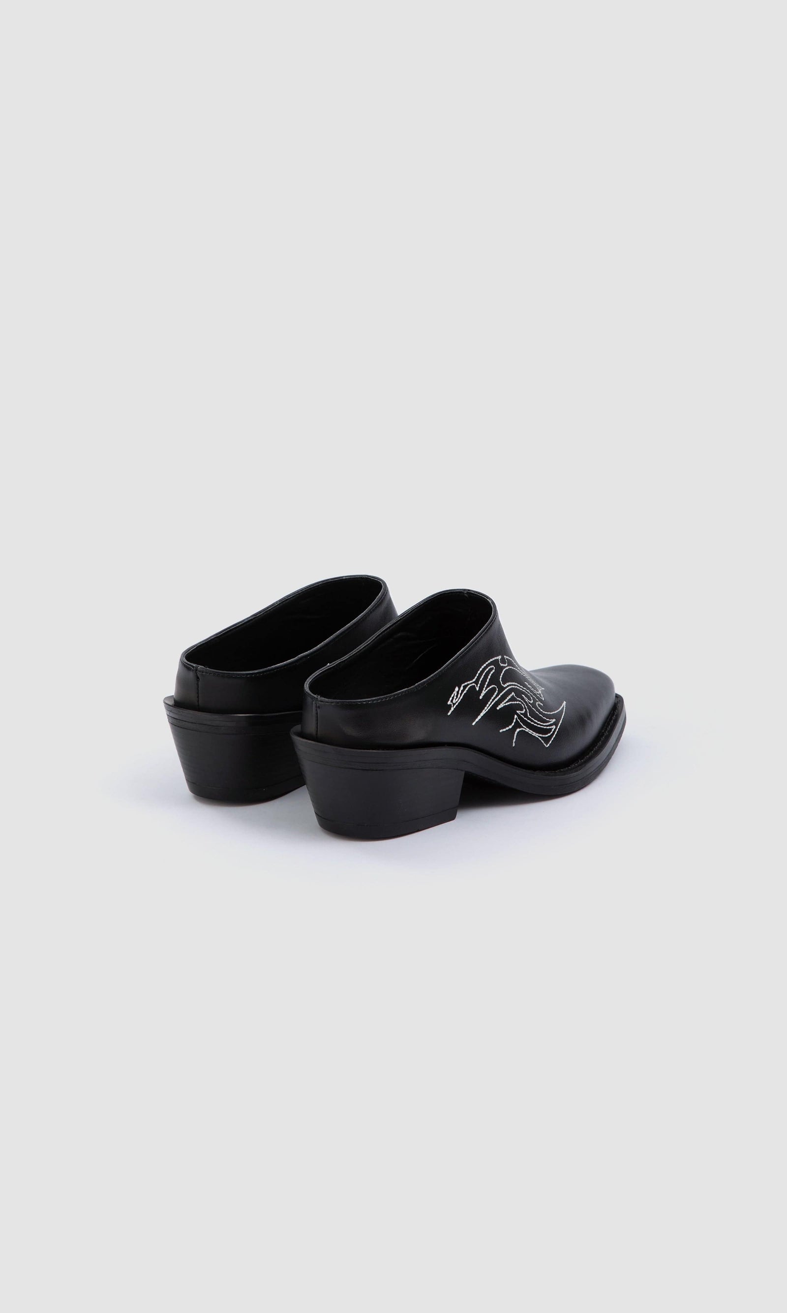 正規店購入 Ameri Vintage 黒 WESTERN MULE サイズL 正規店購入 Ameri Vintage 黒 WESTERN MULE サイズL