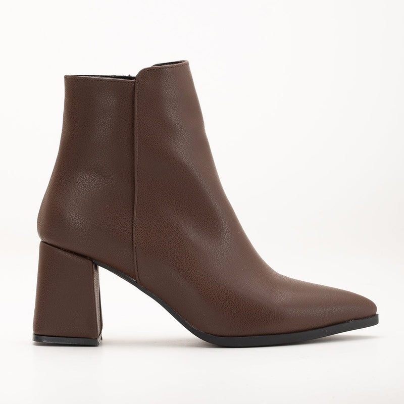 Prologue Shoes Edith Vegan Leather Ankle Boots Brown Matt