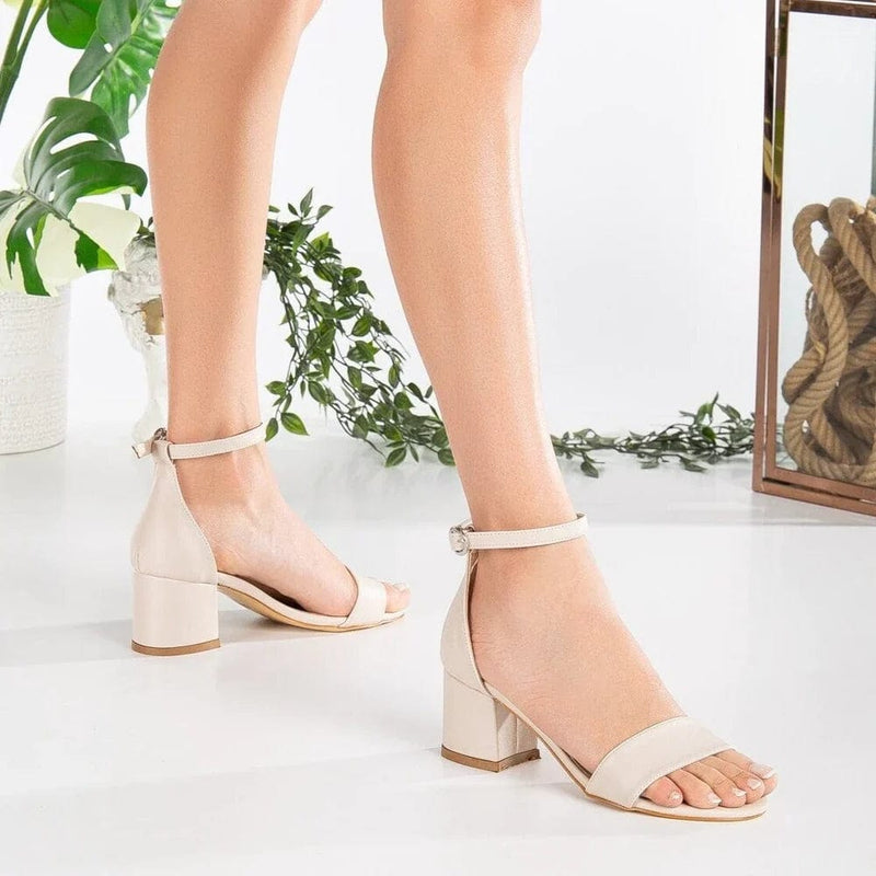 Prologue Shoes Ella - Champagne Low Heels