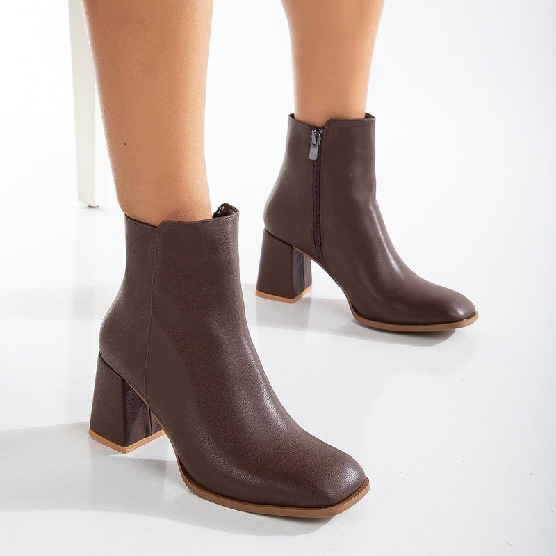 Prologue Shoes Nadine Vegan Leather Ankle Boots | Brown