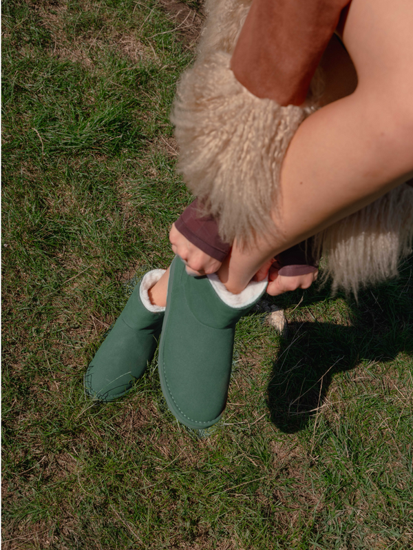 Classic Unisex Vegan Faux Sheepskin Short Boots | Green