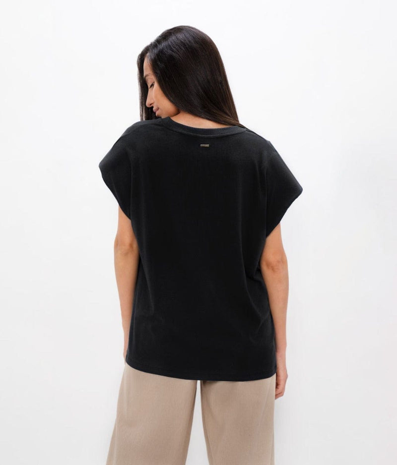 1 People Muscat MCT - Bold Shoulder Tee - Black Sand