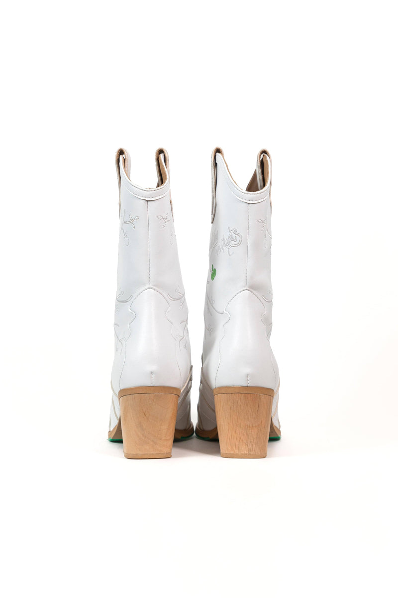 A Perfect Jane Sofie AppleSkin Leather Vegan Boots | White