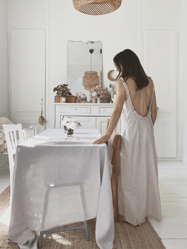 AmourLinen Linen tablecloth in Cream 59x59" / 150x150 cm / Cream