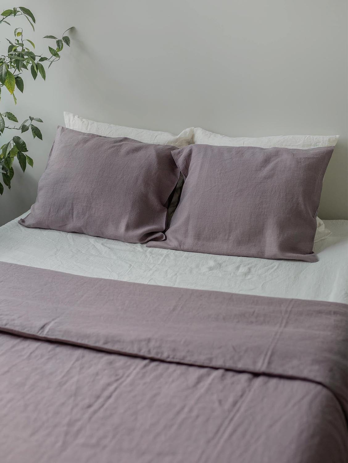 AmourLinen Linen pillowcase in Dusty Lavender Big Deco / Dusty Lavender