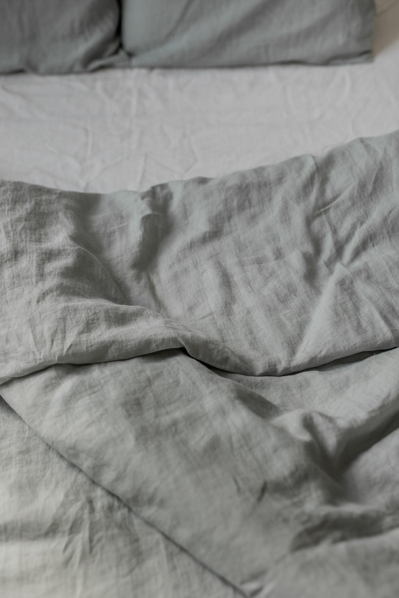 AmourLinen Linen bedding set in Sage Green
