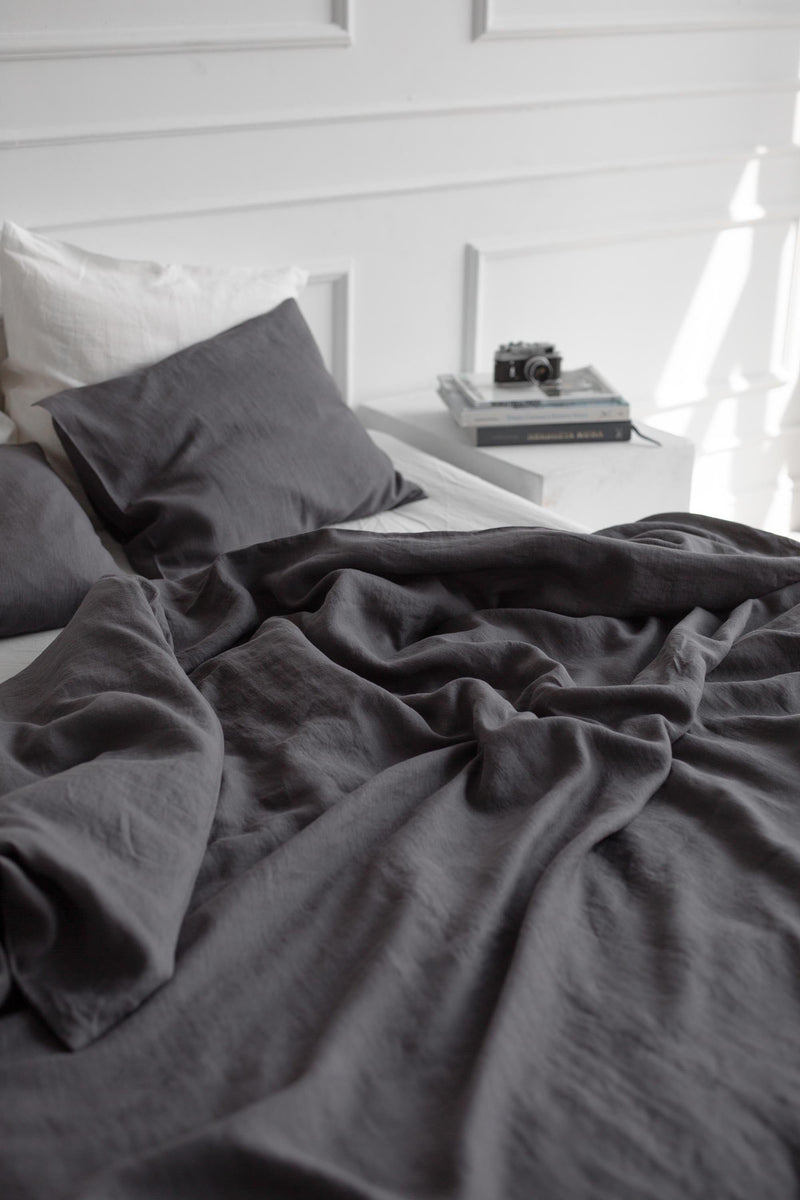 AmourLinen Linen duvet cover in Charcoal