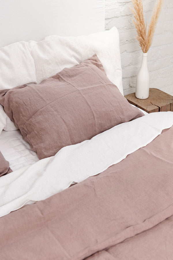 AmourLinen Linen pillowcase in Rosy Brown