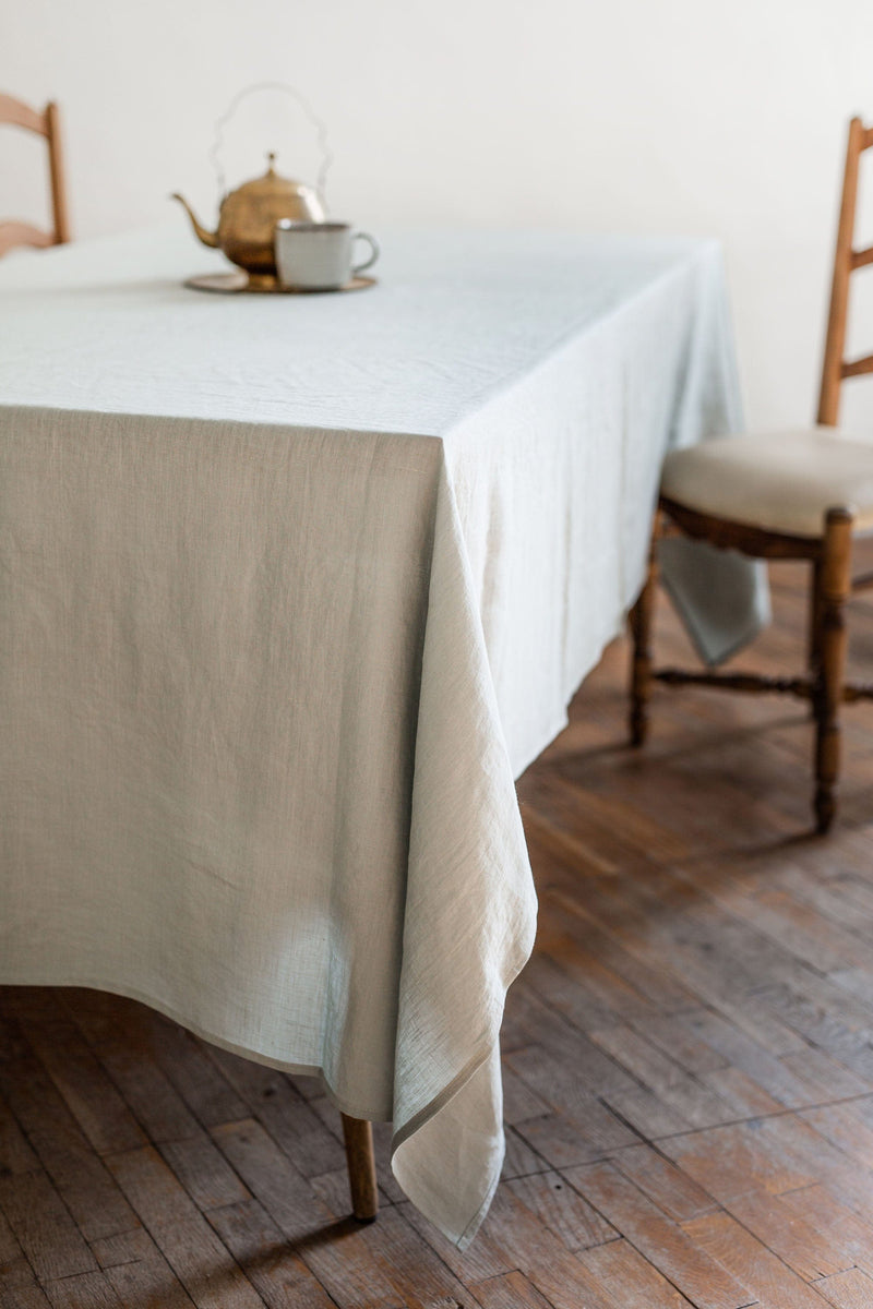 AmourLinen Linen tablecloth in Sage Green