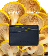 Immaculate Vegan - ASHOKA Paris Porte-cartes en champignon Mylo™️  jaune