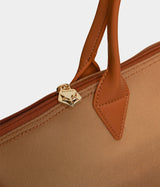 Immaculate Vegan - ASHOKA Paris Sac cabas Jolly Apple Skin et Nylon recyclé caramel