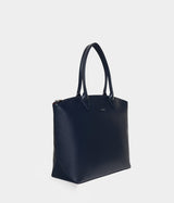 Immaculate Vegan - ASHOKA Paris Sac cabas Jolly full Apple Skin bleu marine