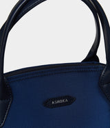 Immaculate Vegan - ASHOKA Paris Sac Pretty Apple Skin & Nylon recyclé bleu marine