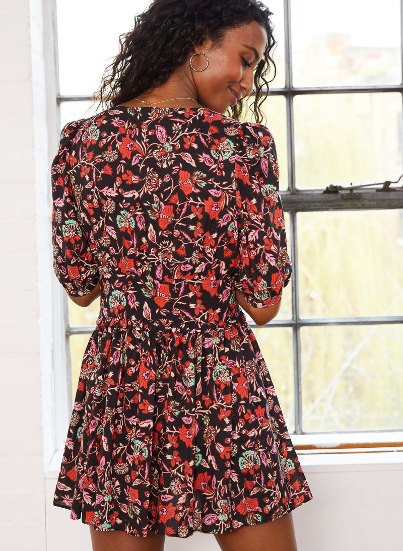 Baukjen Cosette V-Neck LENZING™ ECOVERO™ Floral Mini Dress | Black Como Print