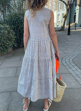 Baukjen Kathleen Sleeveless Organic Cotton Poplin Midi Dress | White Woodblock Print