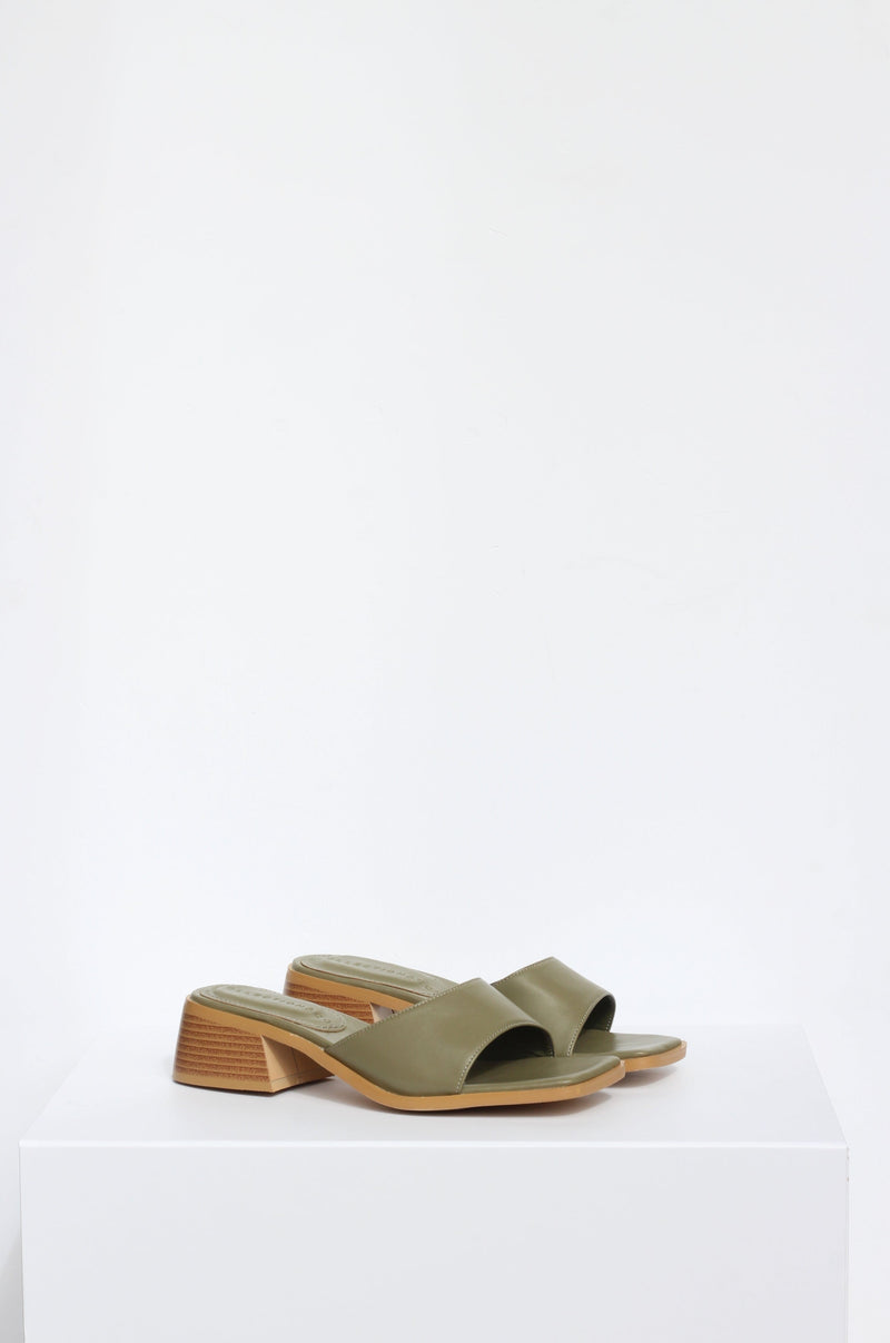 Collection and Co PIA Mule, Olive Green