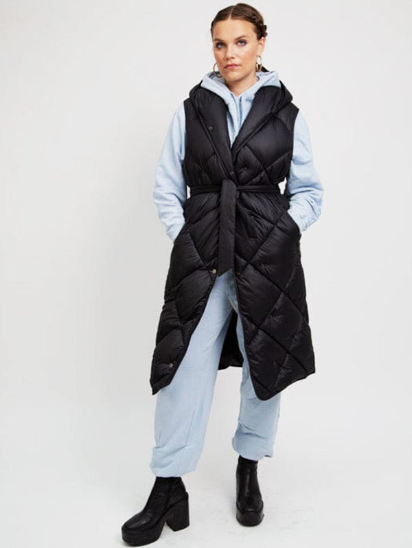 CULTHREAD PENZANCE black long sleeveless puffer jacket