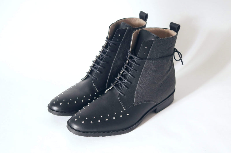 Tarantula Studded Vegan Piñatex Leather Boots | Black