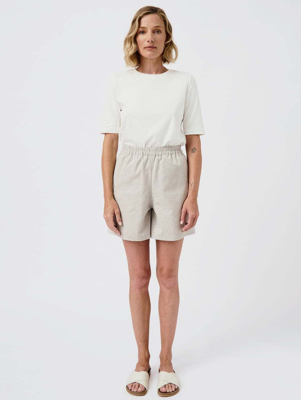 Mila.Vert Inseam pocket shorts Light stone / XS