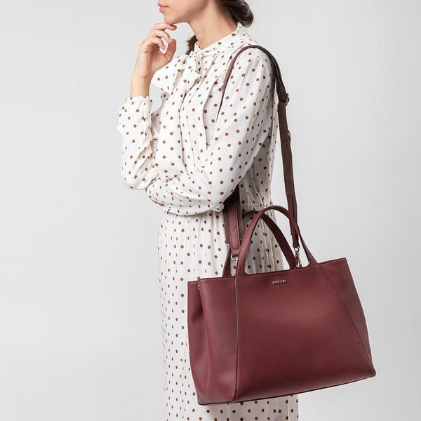 Miomojo presents luxurious plant-based leather bags