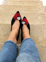 Immaculate Vegan - MOMOC Kiss my feet vegan
