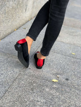 Immaculate Vegan - MOMOC Kiss my feet vegan