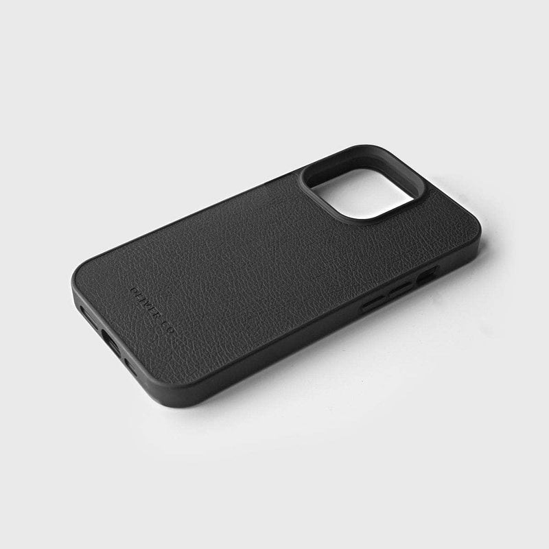 Oliver Co. London Phone Case - iPhone 13 Pro (VIP Pre-order)