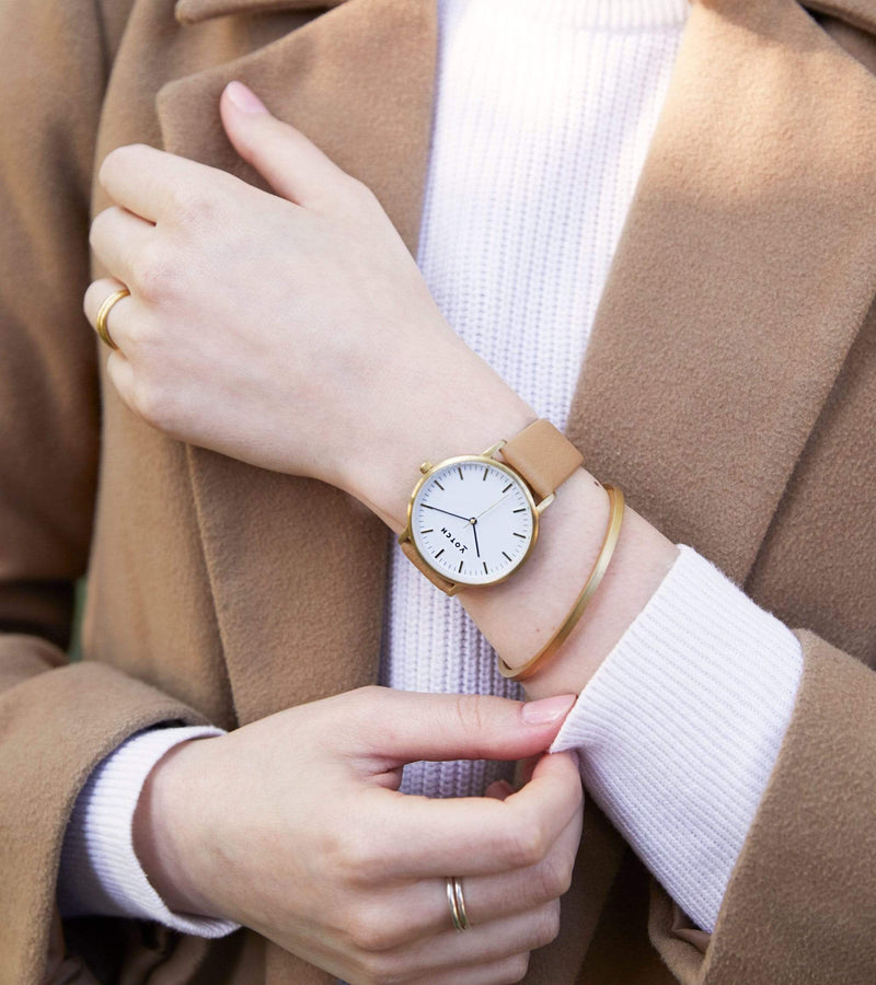 Votch Gold & Tan | Moment